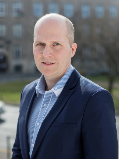 Dr. Terray-Horváth Attila